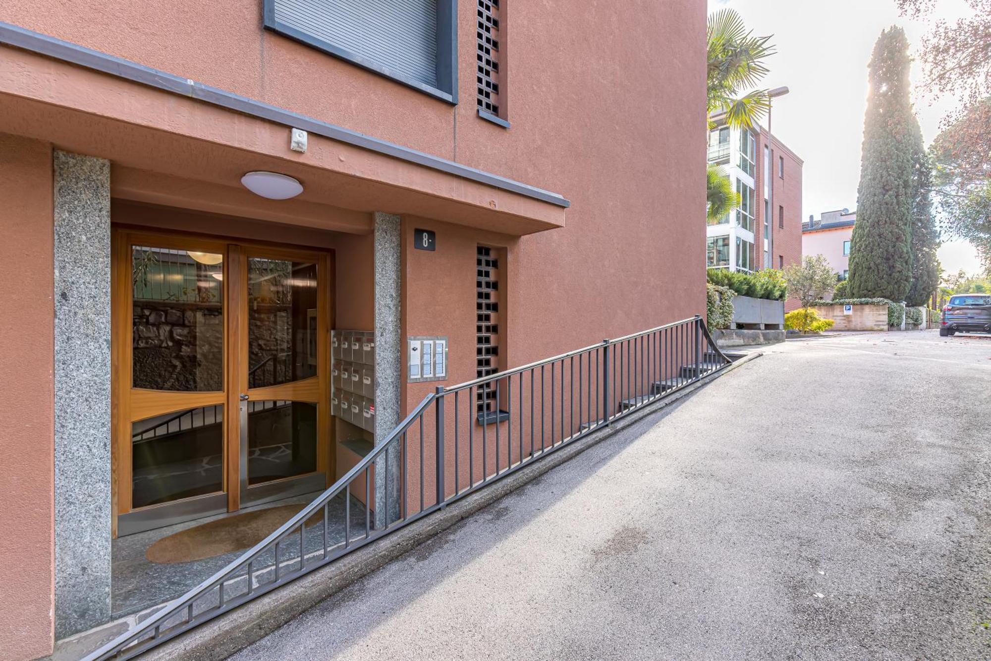 Imperial Of Lugano 4 With A Lake View Behind The Station And 10 Min From The Lake Apartamento Exterior foto