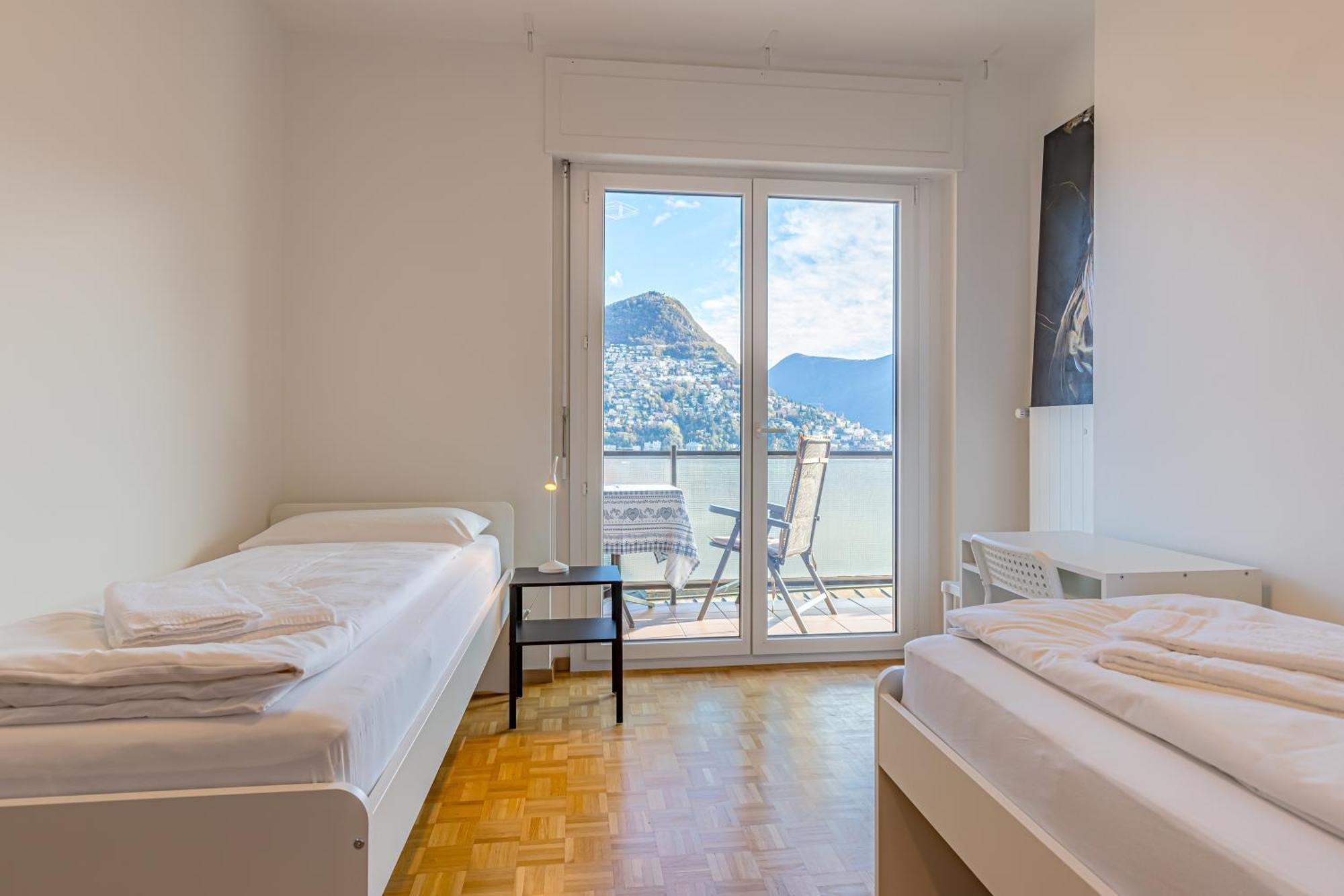 Imperial Of Lugano 4 With A Lake View Behind The Station And 10 Min From The Lake Apartamento Exterior foto