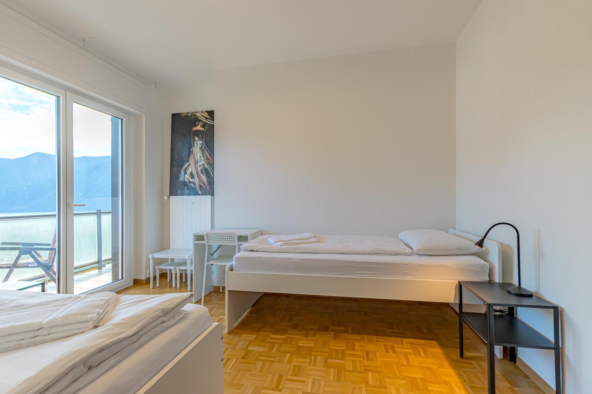 Imperial Of Lugano 4 With A Lake View Behind The Station And 10 Min From The Lake Apartamento Exterior foto