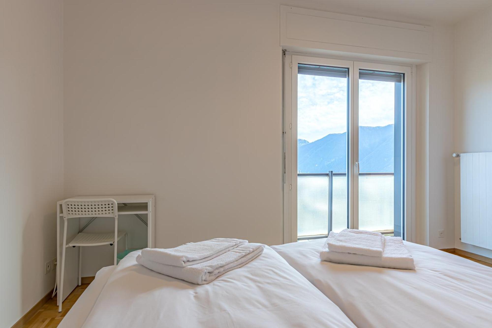 Imperial Of Lugano 4 With A Lake View Behind The Station And 10 Min From The Lake Apartamento Exterior foto